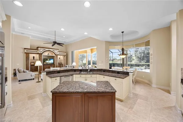 $1,799,900 | 9030 Shenendoah Circle, Naples, FL 34113