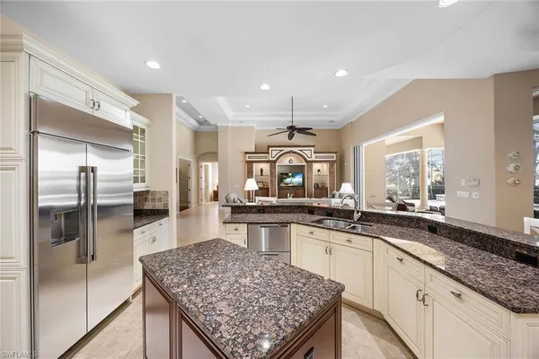 $1,799,900 | 9030 Shenendoah Circle, Naples, FL 34113