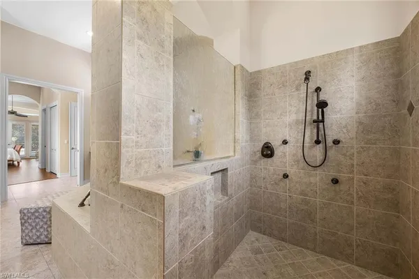 $1,799,900 | 9030 Shenendoah Circle, Naples, FL 34113