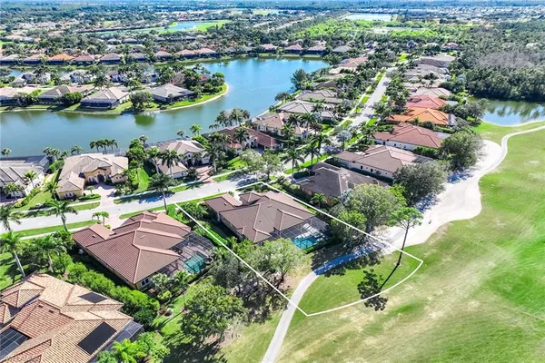 $1,799,900 | 9030 Shenendoah Circle, Naples, FL 34113