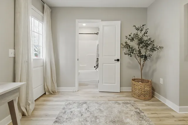 $2,975 | 409 Prospect Avenue, Unit 5, West Hartford, CT 06119