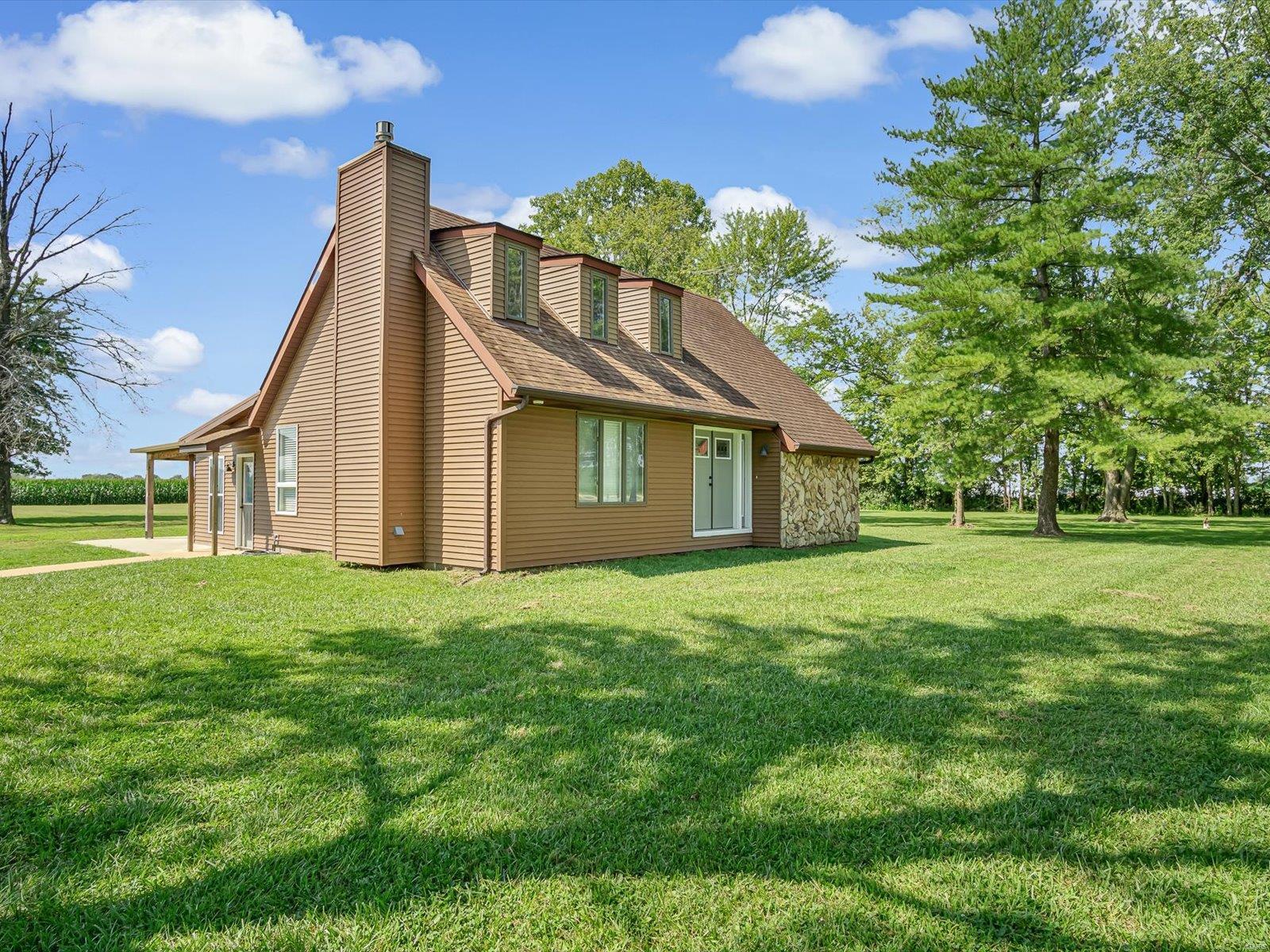 10024 Karch Road Mascoutah, IL 62258 - Photo 3 of 31