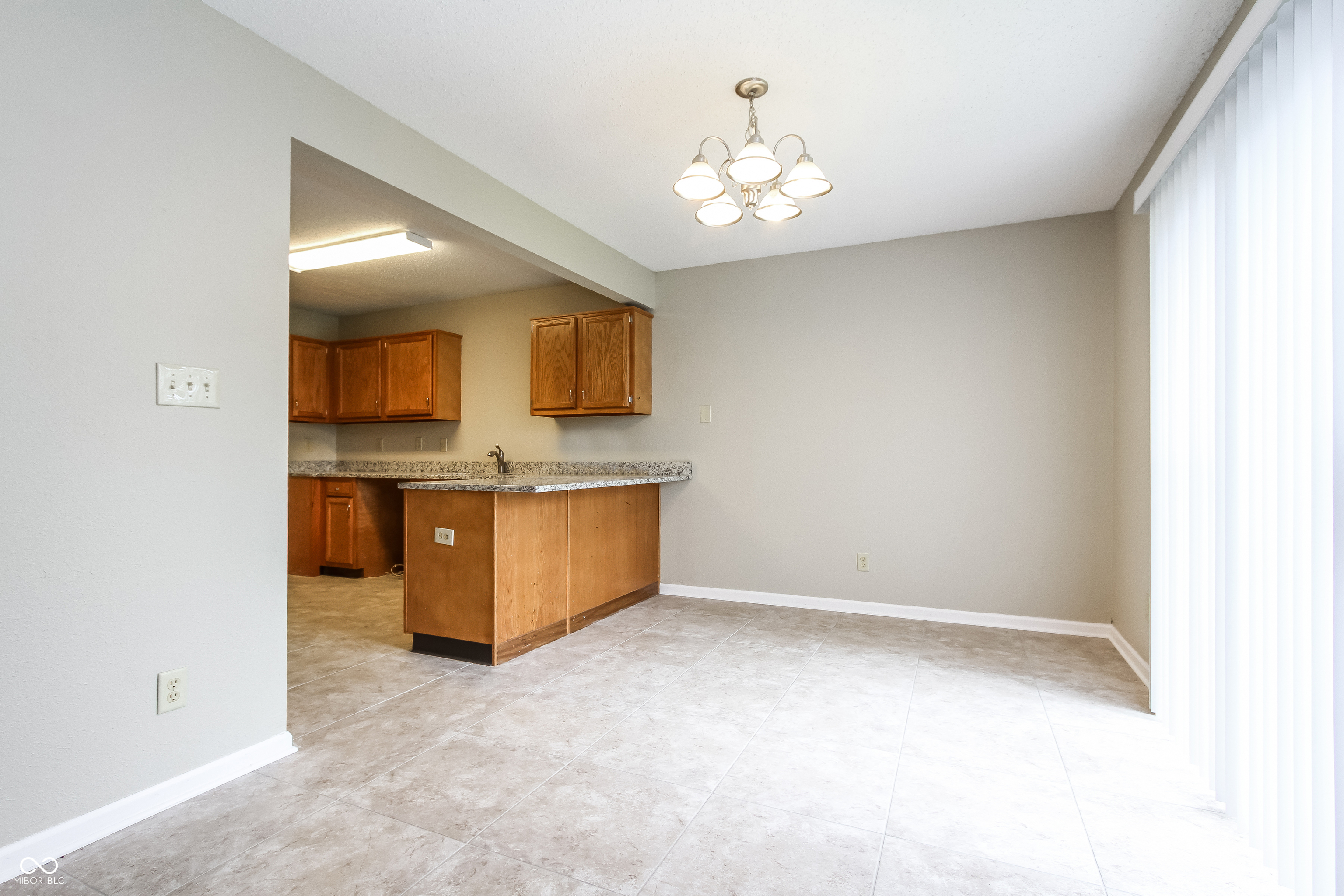 1457 Green Spring Way Greenwood, IN 46143 - Photo 4 of 15