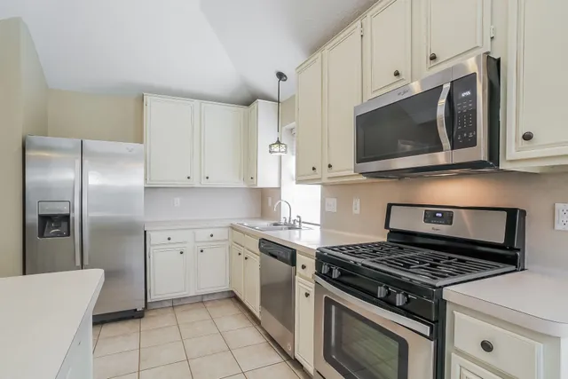 $1,940 | 18703 Singing Woods Drive, Humble, TX 77346