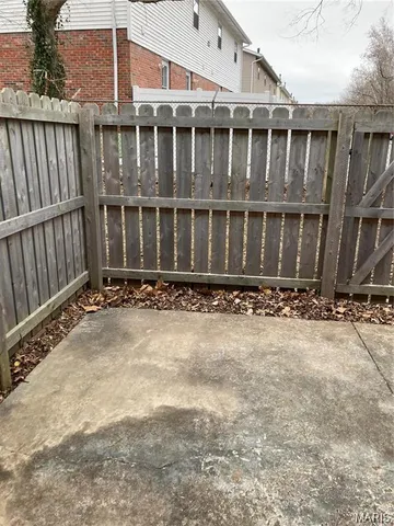 $1,500 | 53 Park Charles Boulevard North, Unit B, St. Peters, MO 63376