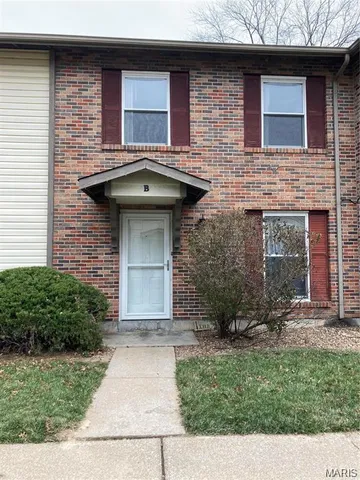 $1,500 | 53 Park Charles Boulevard North, Unit B, St. Peters, MO 63376