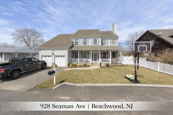 $699,000 | 928 Seaman Avenue, Beachwood, NJ 08722