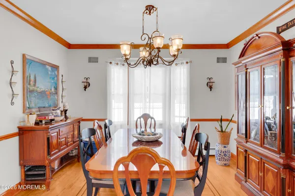 $699,000 | 928 Seaman Avenue, Beachwood, NJ 08722