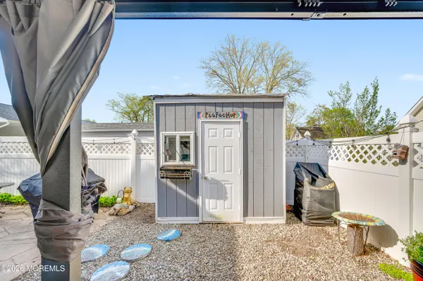 $699,000 | 928 Seaman Avenue, Beachwood, NJ 08722