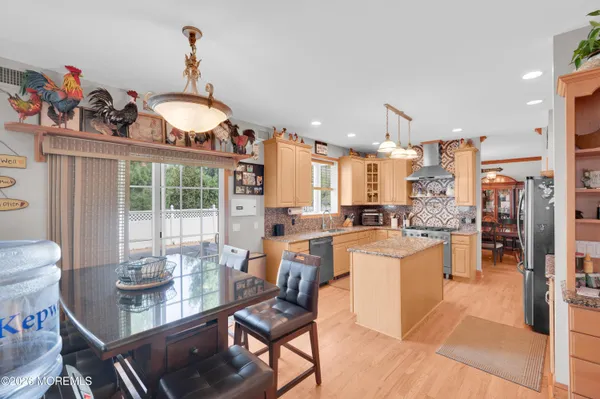 $699,000 | 928 Seaman Avenue, Beachwood, NJ 08722
