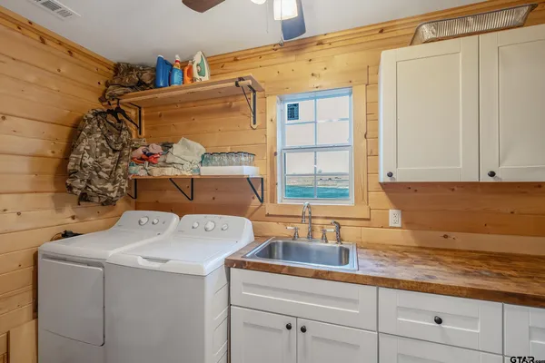 $1,295,000 | 6751 County Road 4710, Larue, TX 75770
