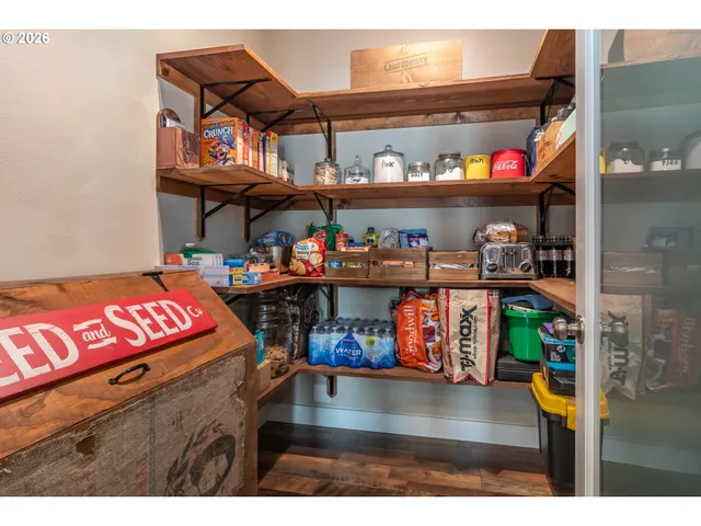 $499,000 | 175 Doe Road, Glide, OR 97443