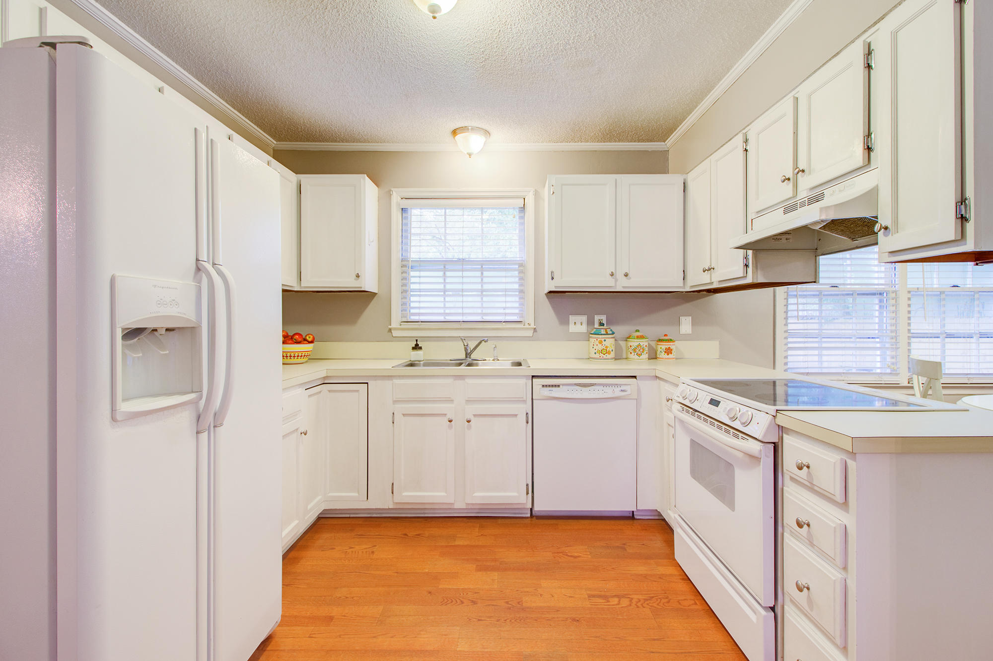 118 Hamlet Road Summerville, SC 29485 - Photo 11 of 30 11