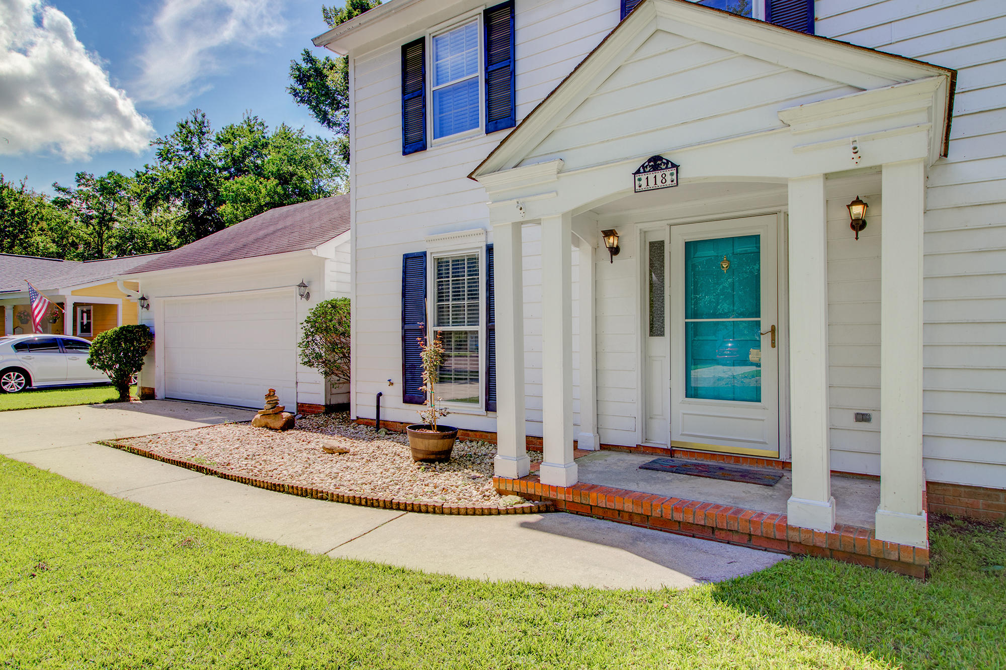 118 Hamlet Road Summerville, SC 29485 - Photo 4 of 30 4