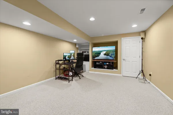 $1,150,000 | 3716 Championship Drive, Glenwood, MD 21738