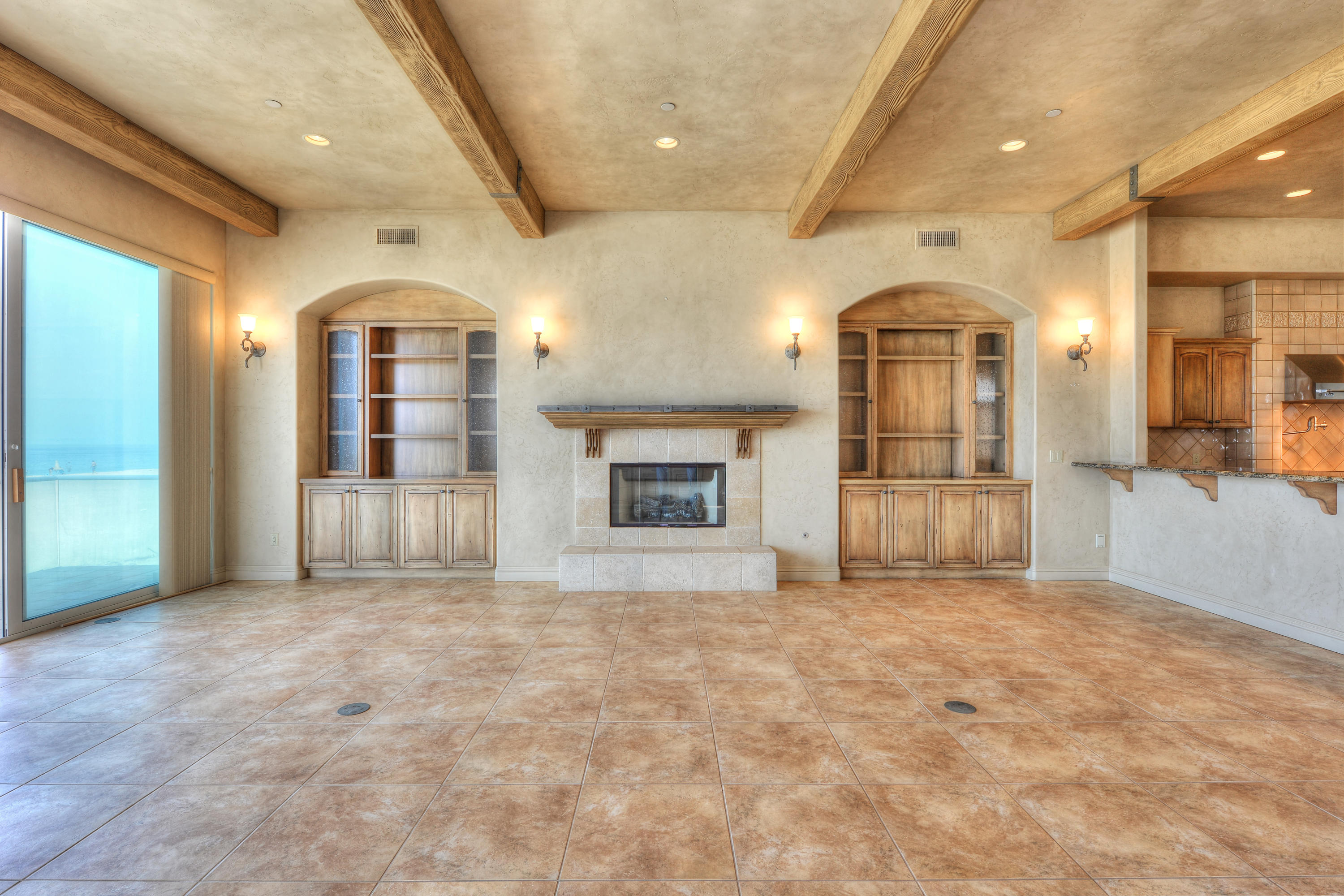1069 Mandalay Beach Road Oxnard, CA 93035 - Photo 12 of 40 316284_mandalay_119_r