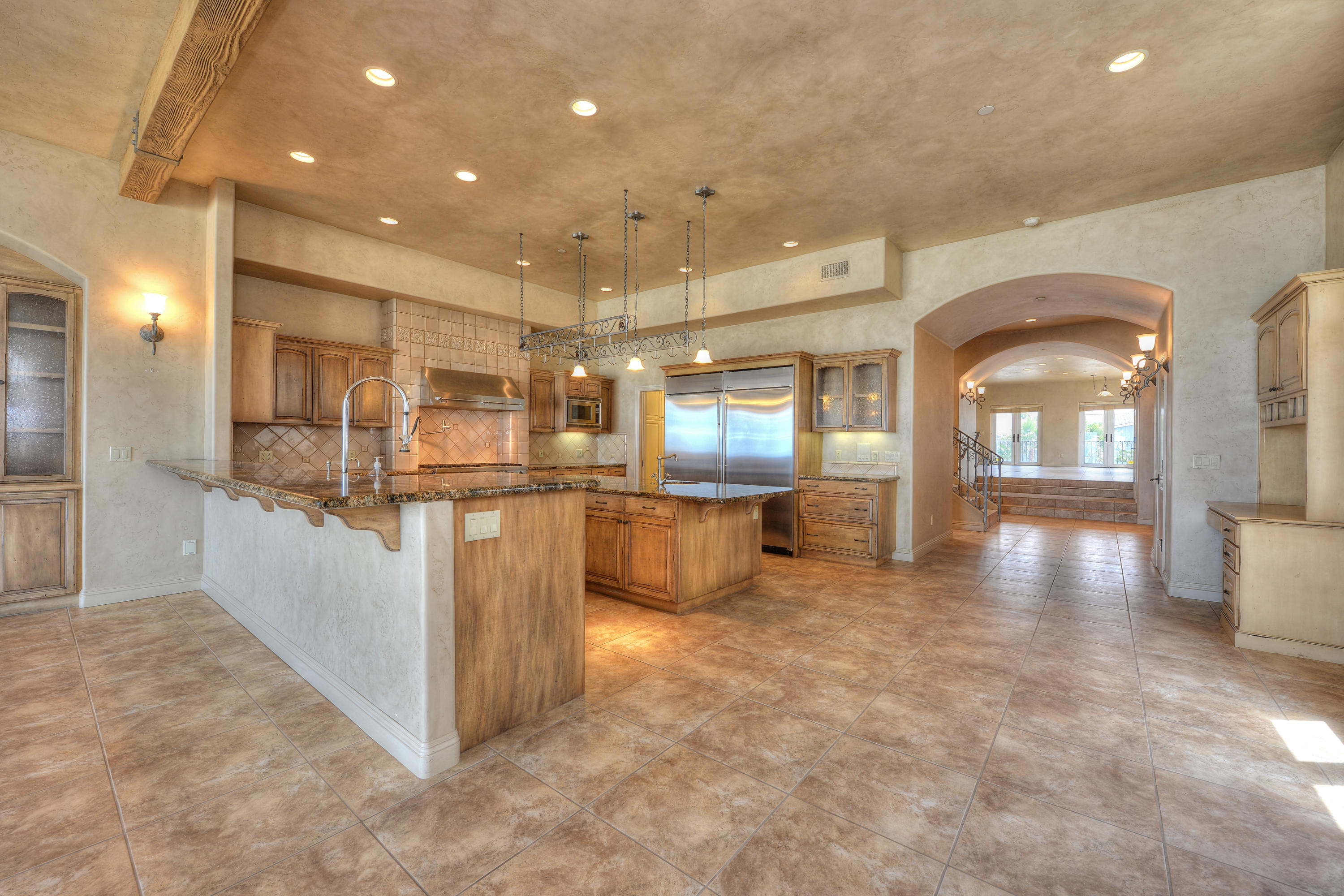 1069 Mandalay Beach Road Oxnard, CA 93035 - Photo 13 of 40 316284_mandalay_128_r