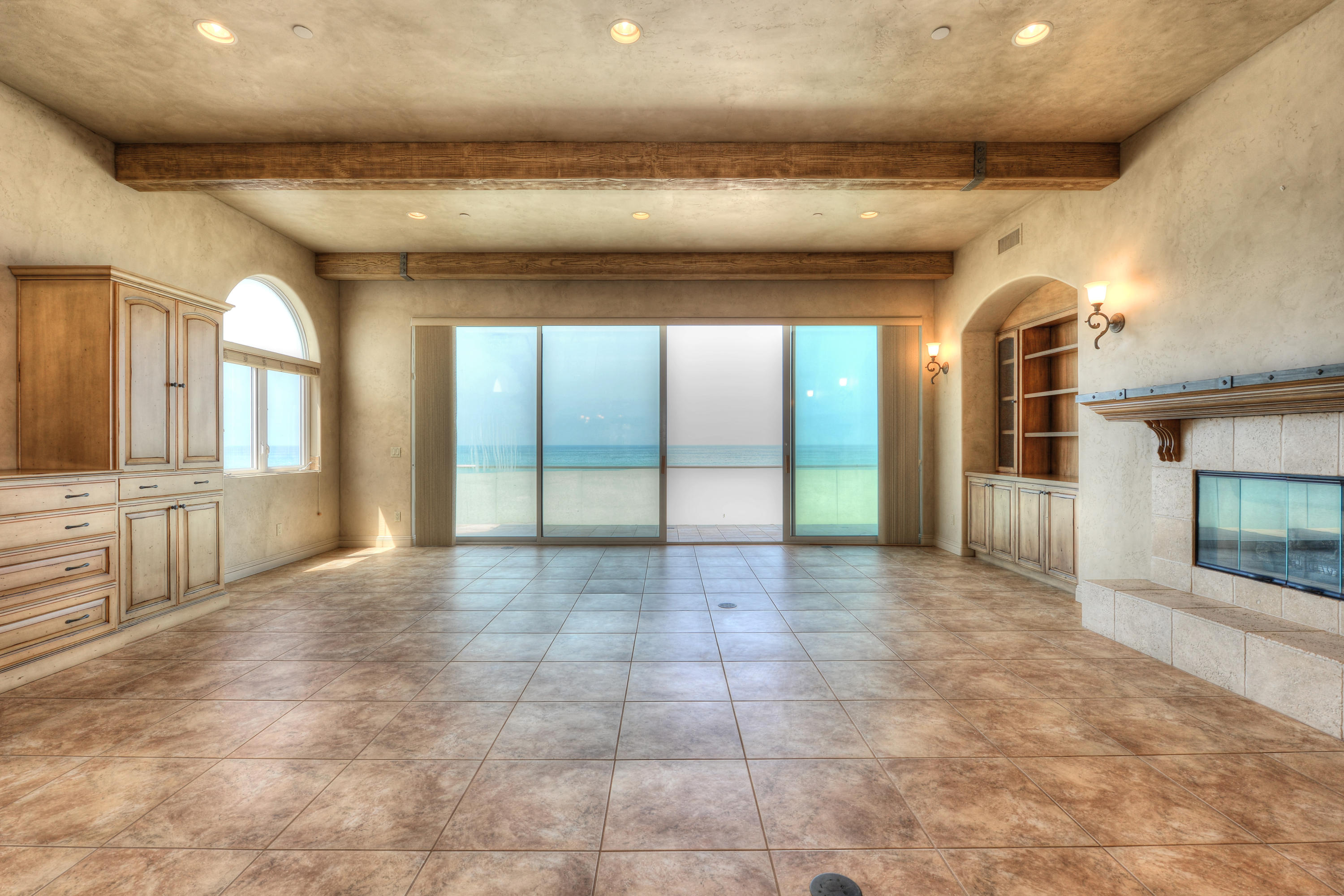 1069 Mandalay Beach Road Oxnard, CA 93035 - Photo 7 of 40 316284_mandalay_064_r
