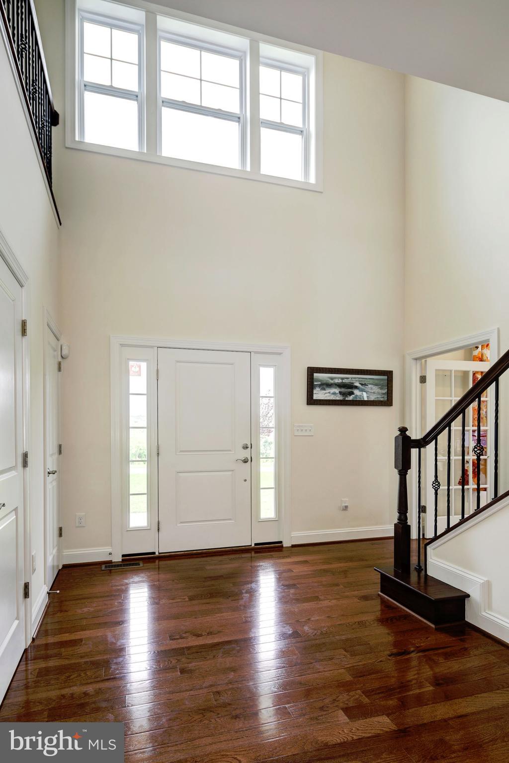1119 Rochester Court Westminster, MD 21157 - Photo 5 of 36 Light Filled Foyer!