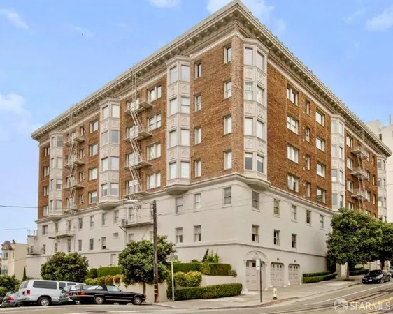 $2,450,000 | 2111 Hyde Street, Unit 605, San Francisco, CA 94109