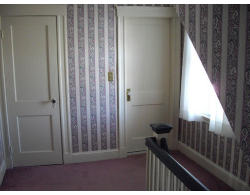 9 Grayson Road Winchester, MA 01890 - Photo 16 of 19 Gallery Image 16