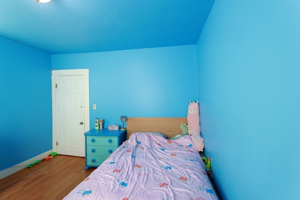 36 Lincoln Road, Unit 36 Newton, MA 02458 - Photo 16 of 26 Gallery Image 16