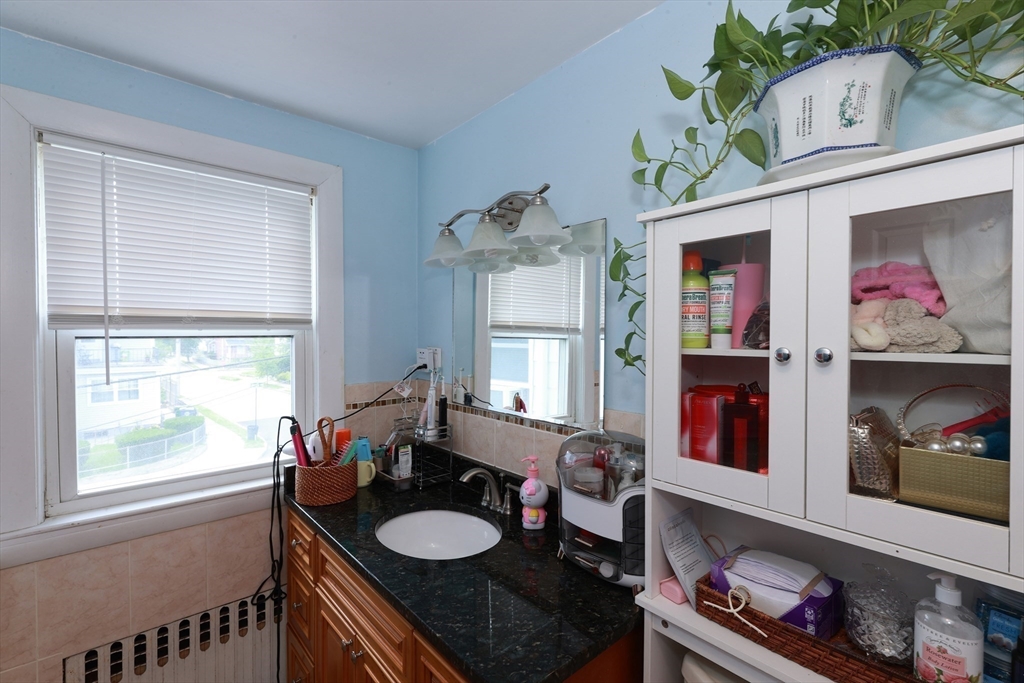 36 Lincoln Road, Unit 36 Newton, MA 02458 - Photo 21 of 26 Gallery Image 21