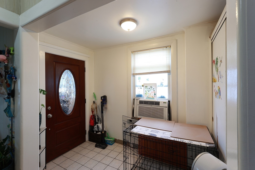 36 Lincoln Road, Unit 36 Newton, MA 02458 - Photo 5 of 26 Gallery Image 5