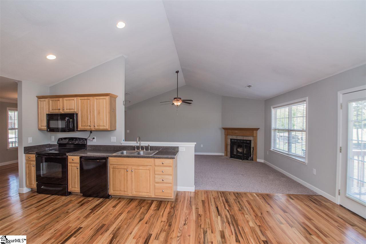 416 Mellow Way Greer, SC 29651 - Photo 10 of 22