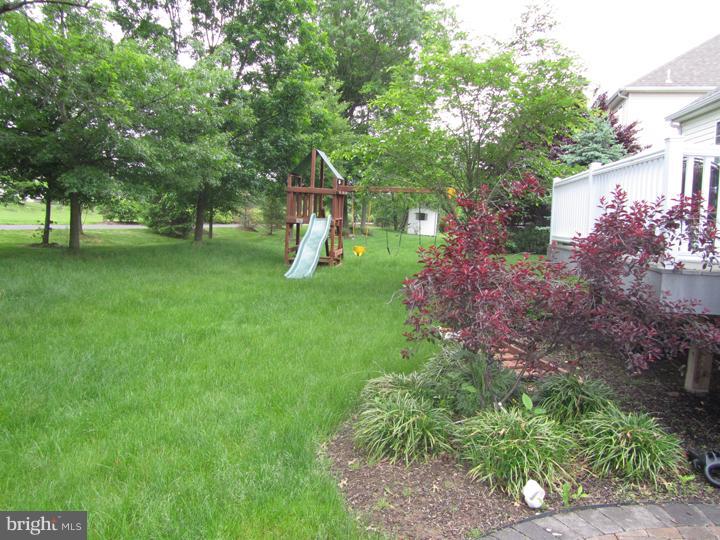 320 Doe Run Road Harleysville, PA 19438 - Photo 23 of 25 Back Yard