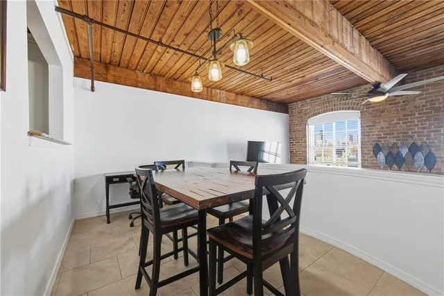 $2,700 | 1107 South Peters Street, Unit 517, New Orleans, LA 70130