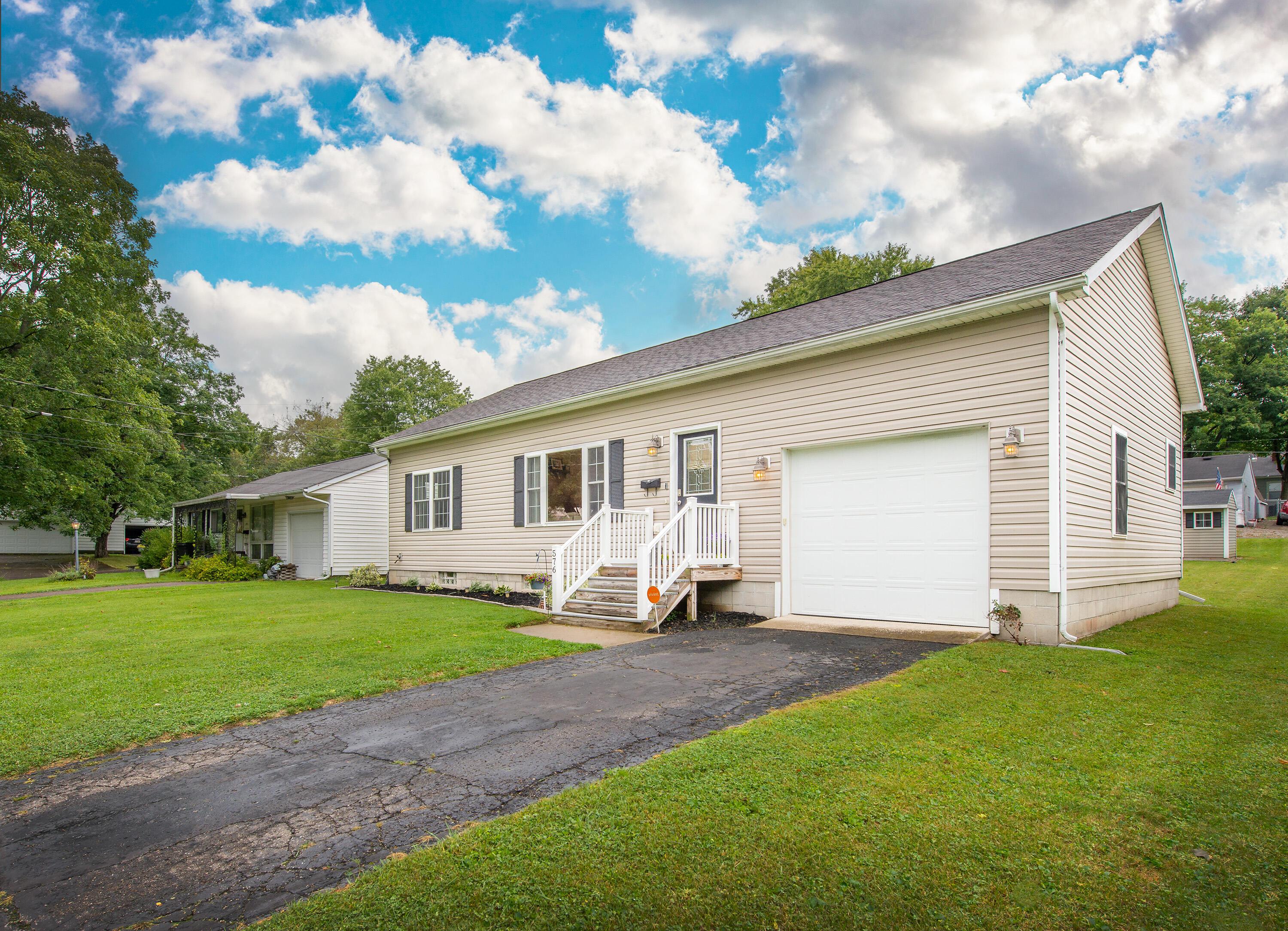 576 Chelsea Road Newark, OH 43055 - Photo 3 of 21 Chelsea_03