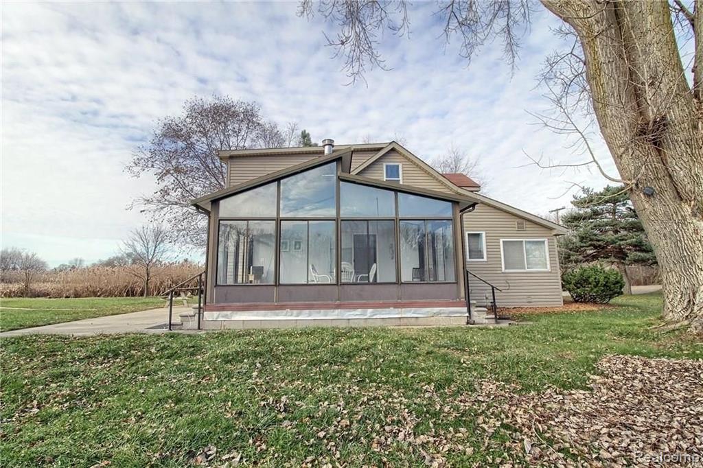 50180 Callens Road Chesterfield, MI 48047 - Photo 25 of 33