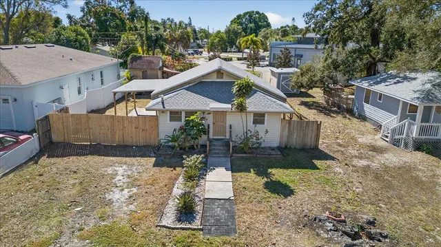 $220,000 | 2850 59th Avenue North, St. Petersburg, FL 33714
