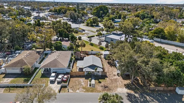 $220,000 | 2850 59th Avenue North, St. Petersburg, FL 33714