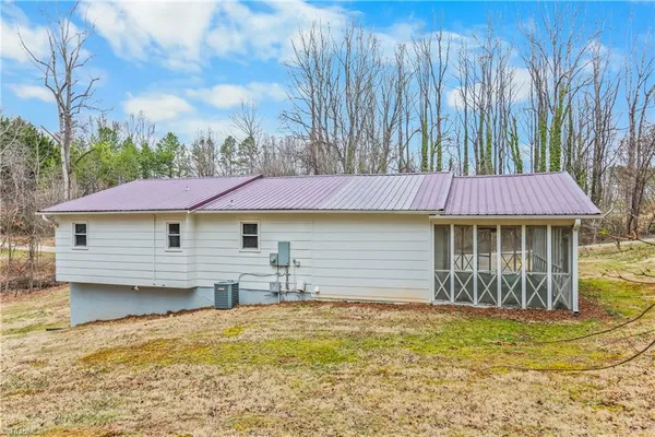 $200,000 | 133 Salem Drive, Mount Airy, NC 27030