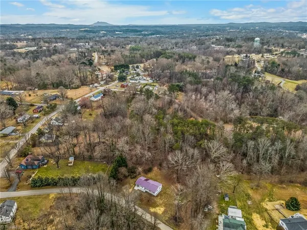 $200,000 | 133 Salem Drive, Mount Airy, NC 27030