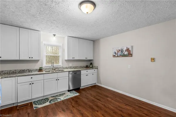 $200,000 | 133 Salem Drive, Mount Airy, NC 27030