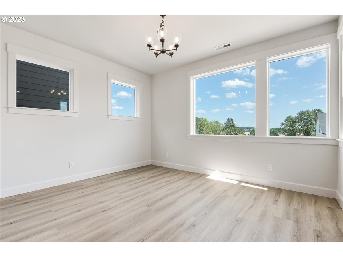 12359 Southwest Strobel Road, Unit 20 Beaverton, OR 97007 - Photo 14 of 34 Gallery Image 14