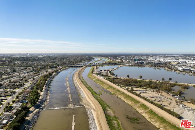 $950,000 | 401 North Deerfield Street, Anaheim, CA 92807