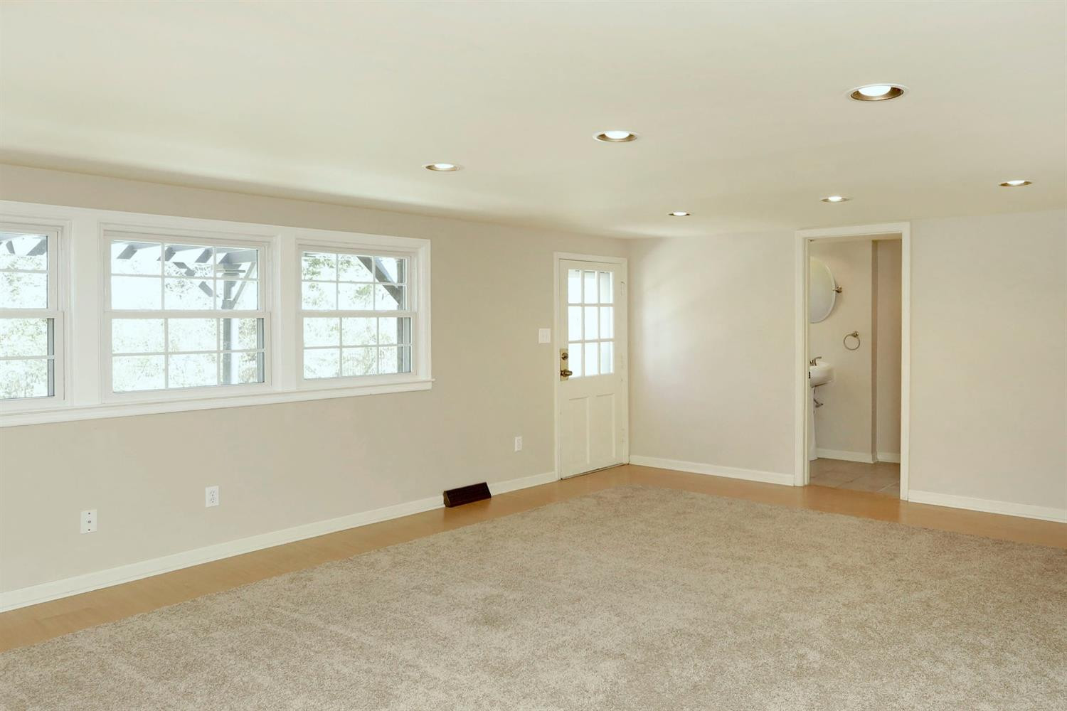 3212 Tates Creek Road Lexington, KY 40502 - Photo 19 of 25 Photo 19
