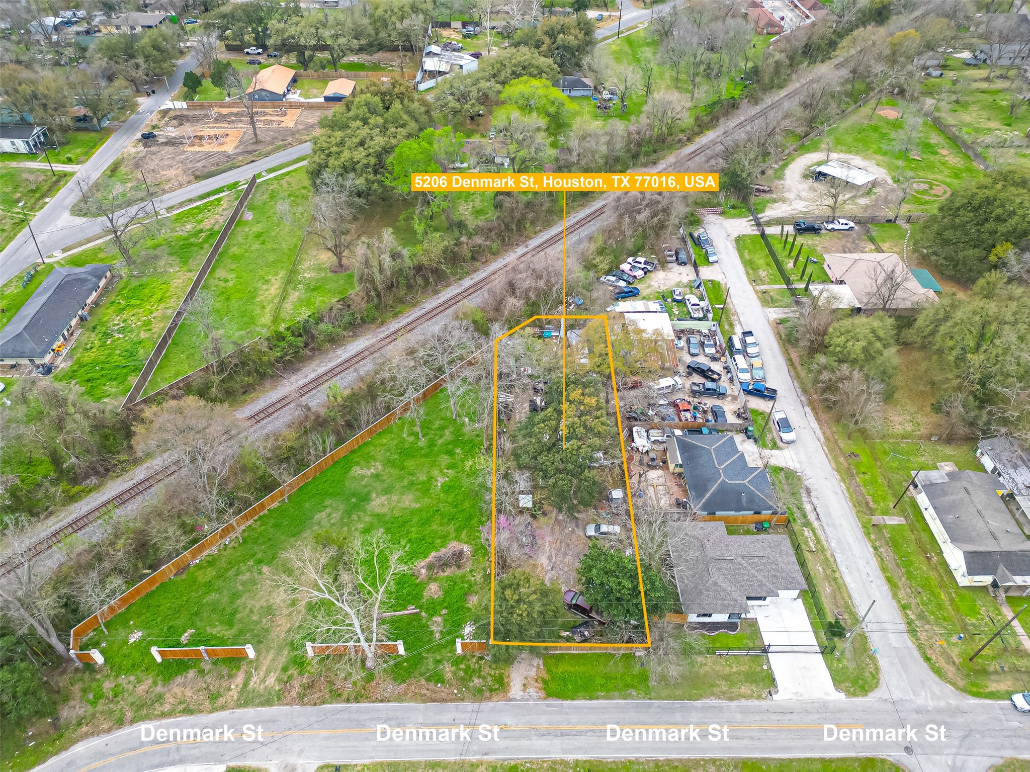 5206 Denmark Street Houston, TX 77016 - Photo 8 of 17 a view of a city