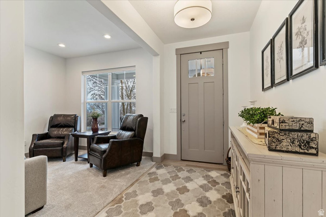 365 South Mountain Road Kaysville, UT 84037 - Photo 5 of 52