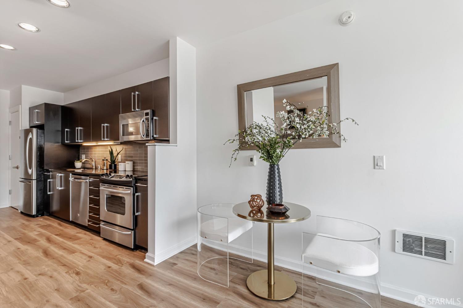 200 2nd Street, Unit 408 Oakland, CA 94607 - Photo 17 of 29