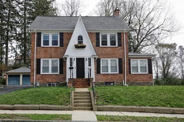 $639,000 | 22 Longfellow Road, Worcester, MA 01602