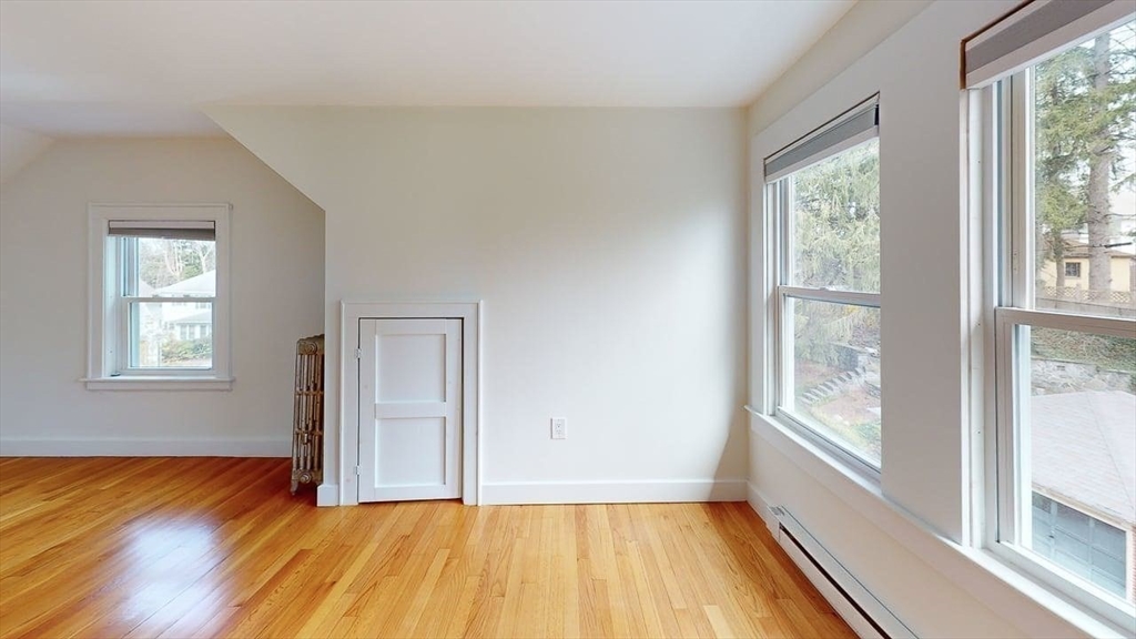22 Longfellow Road Worcester, MA 01602 - Photo 22 of 41