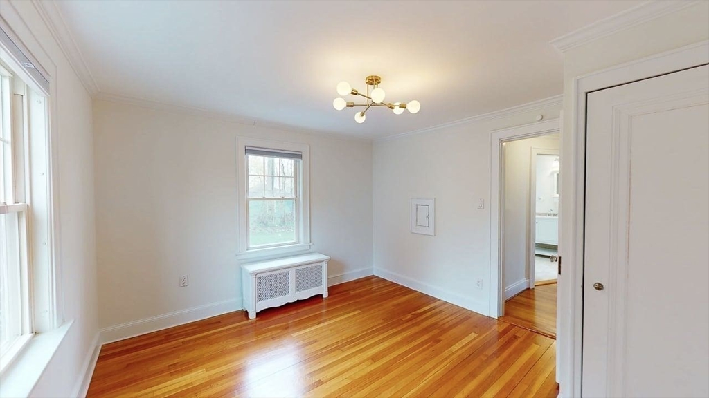 22 Longfellow Road Worcester, MA 01602 - Photo 26 of 41