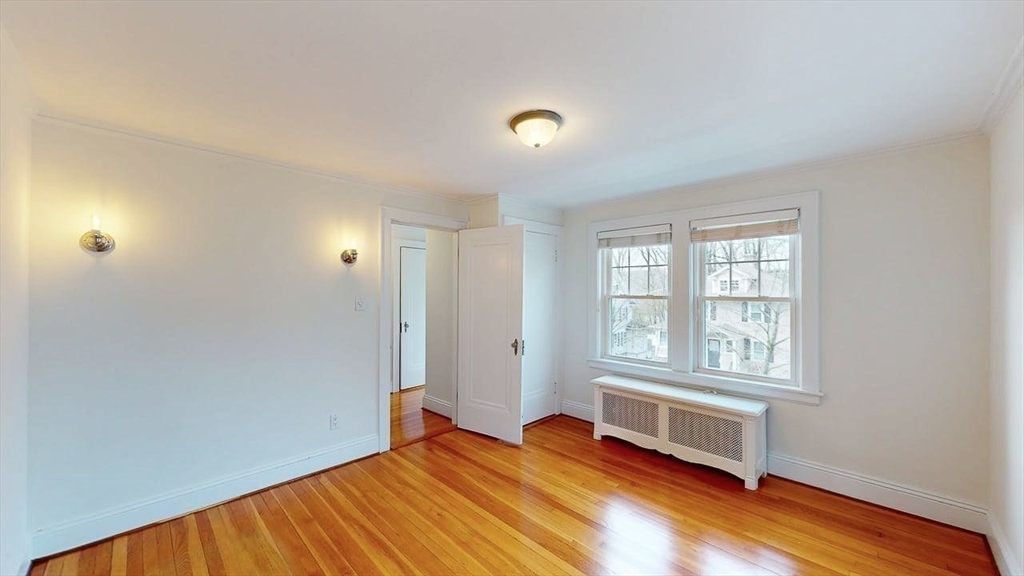 22 Longfellow Road Worcester, MA 01602 - Photo 33 of 41