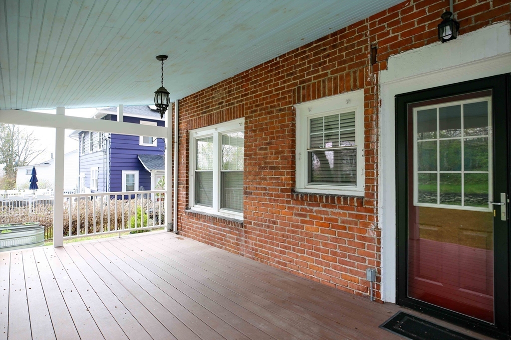 22 Longfellow Road Worcester, MA 01602 - Photo 41 of 41