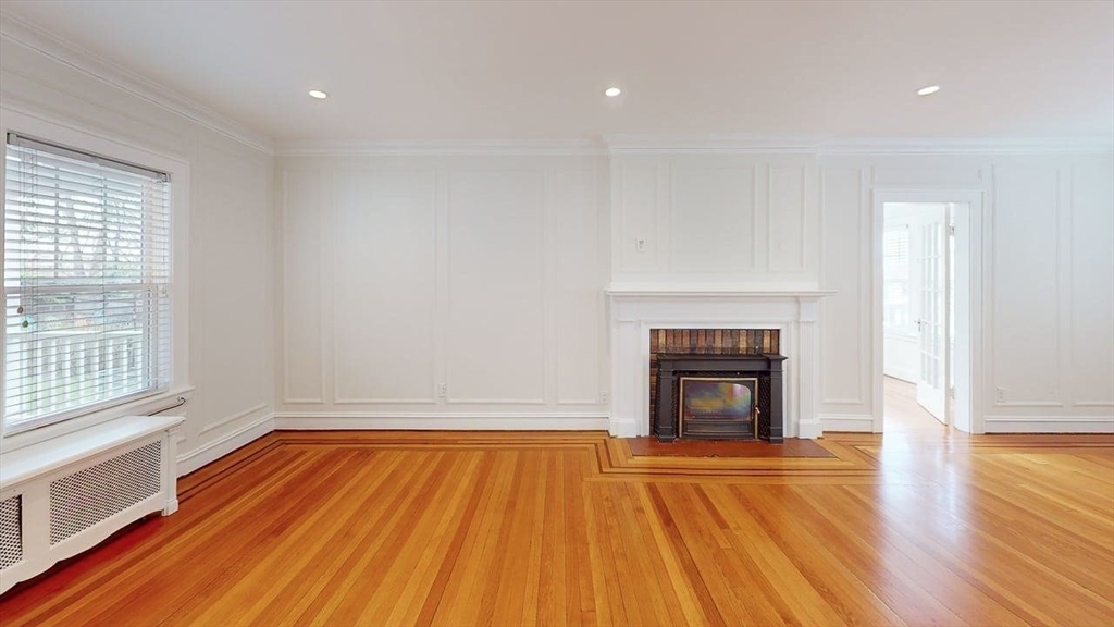 22 Longfellow Road Worcester, MA 01602 - Photo 9 of 41